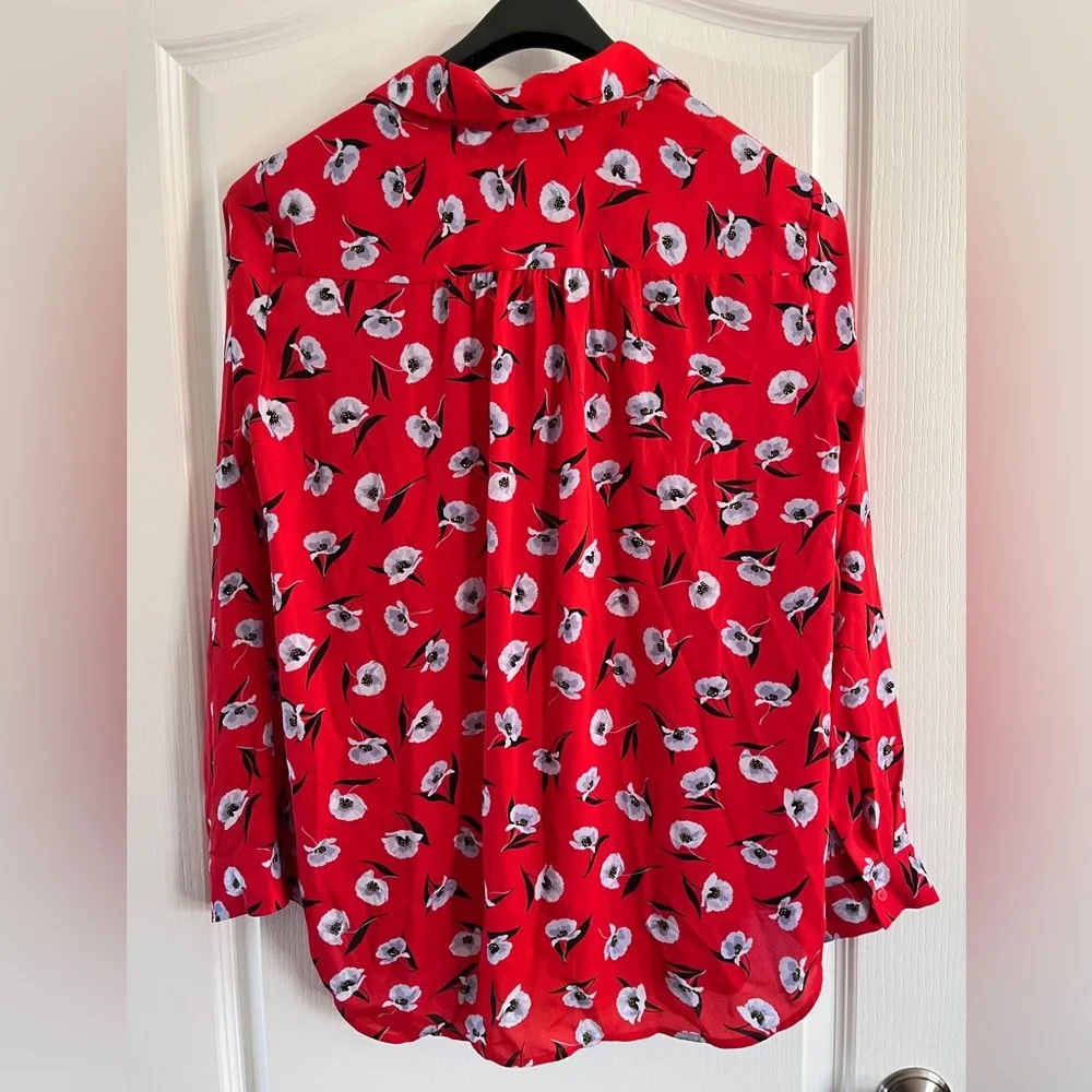 Ann Taylor Red and White Floral Blouse - L - Picture 3 of 6